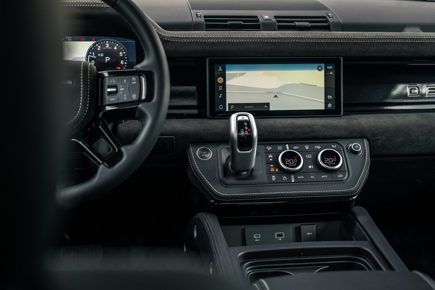 Defender 110 - Santorini black alcantara