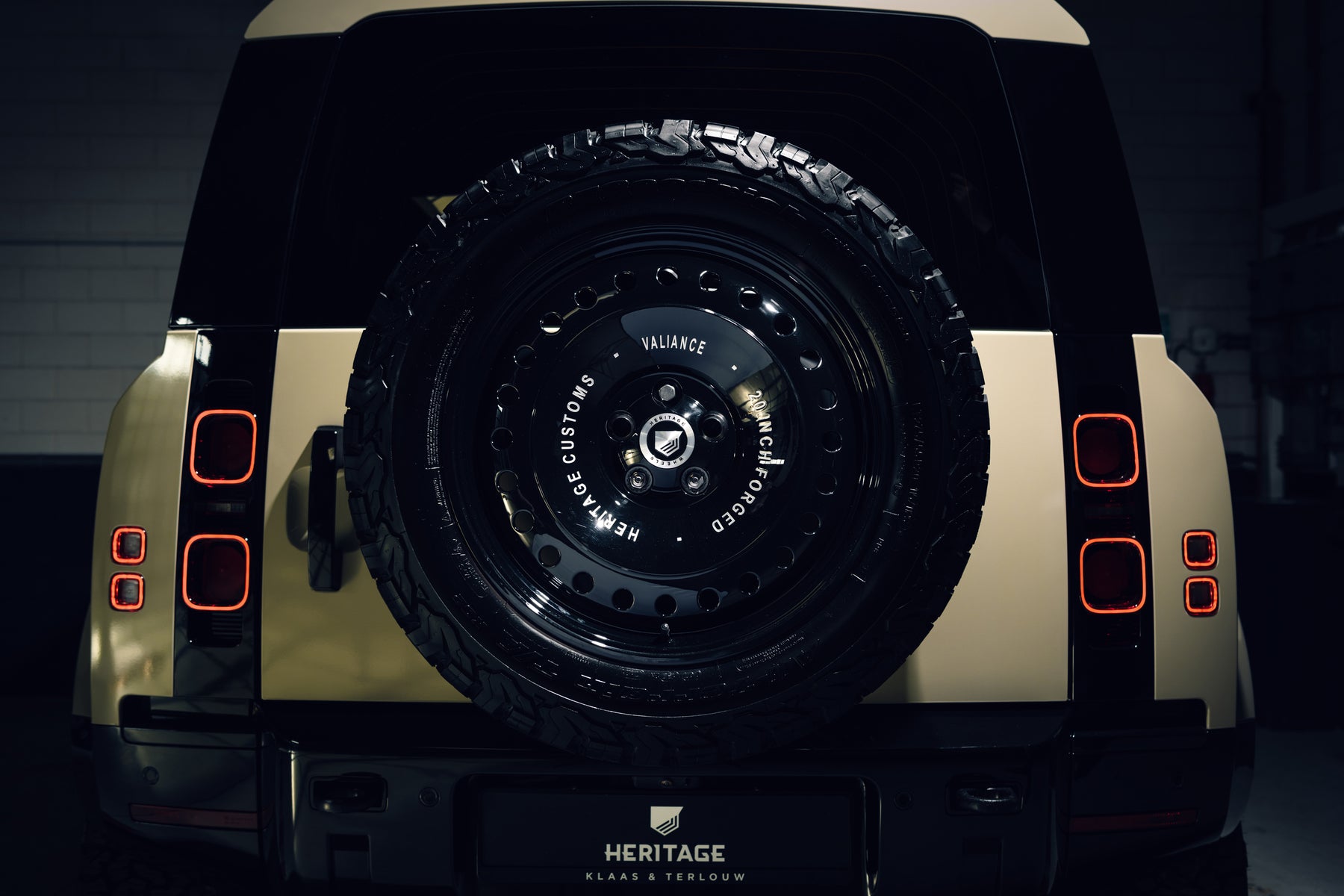Defender 110 P400e - Dakar