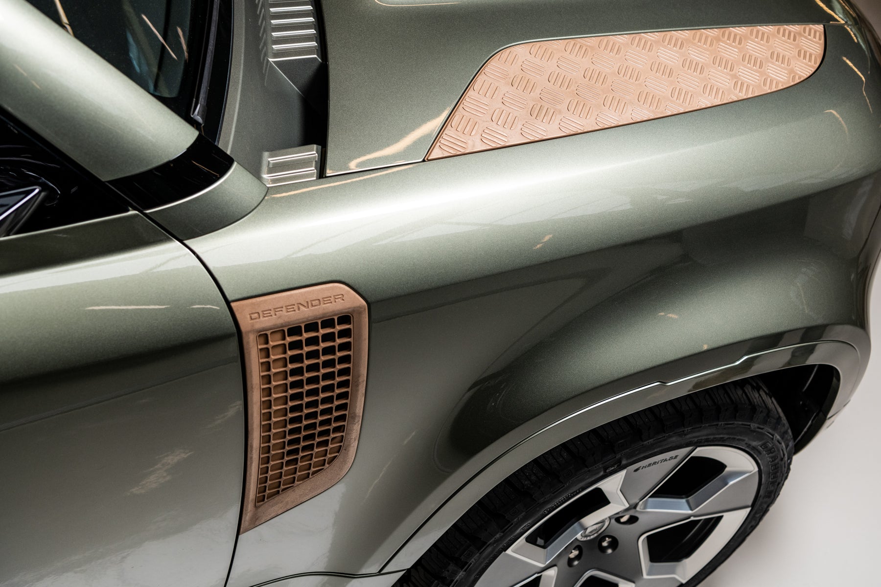 Defender 110 D200 - HCXS Edition HSE