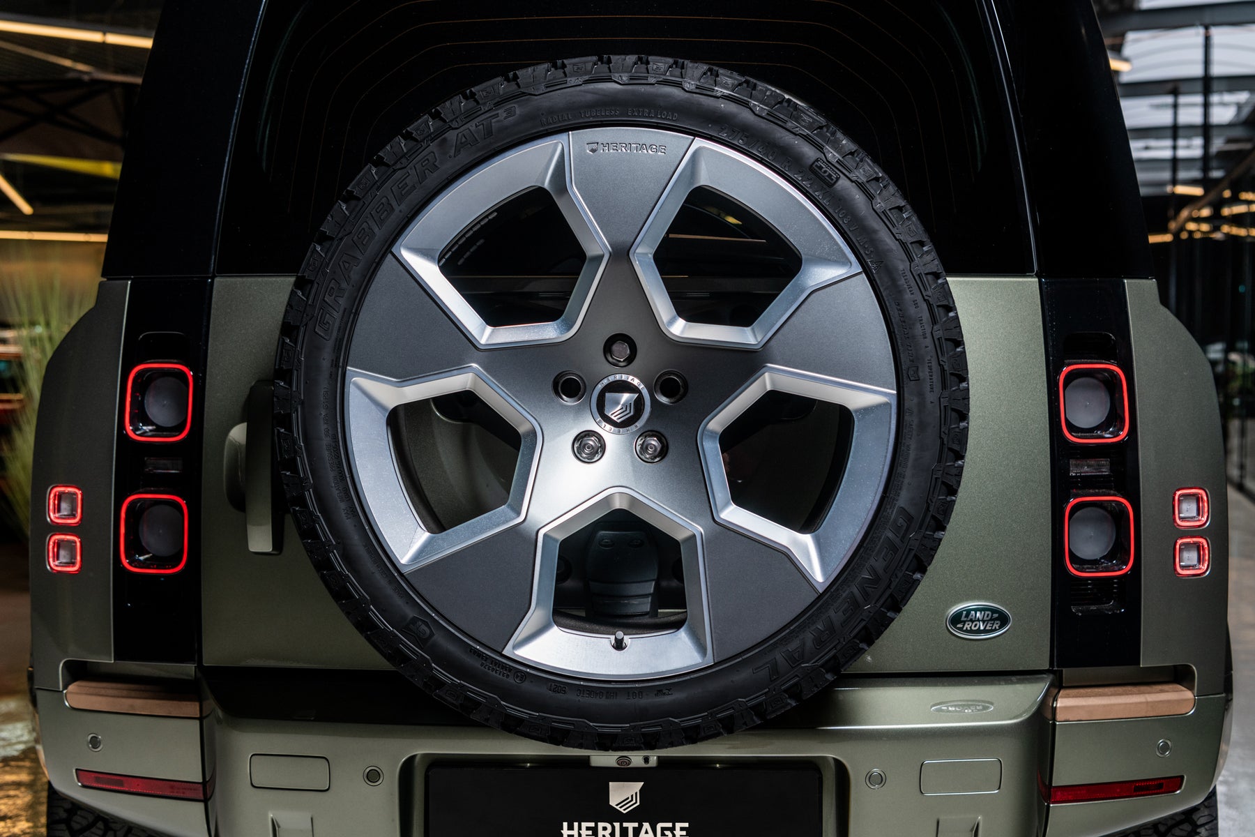 Defender 110 D200 - HCXS Edition HSE