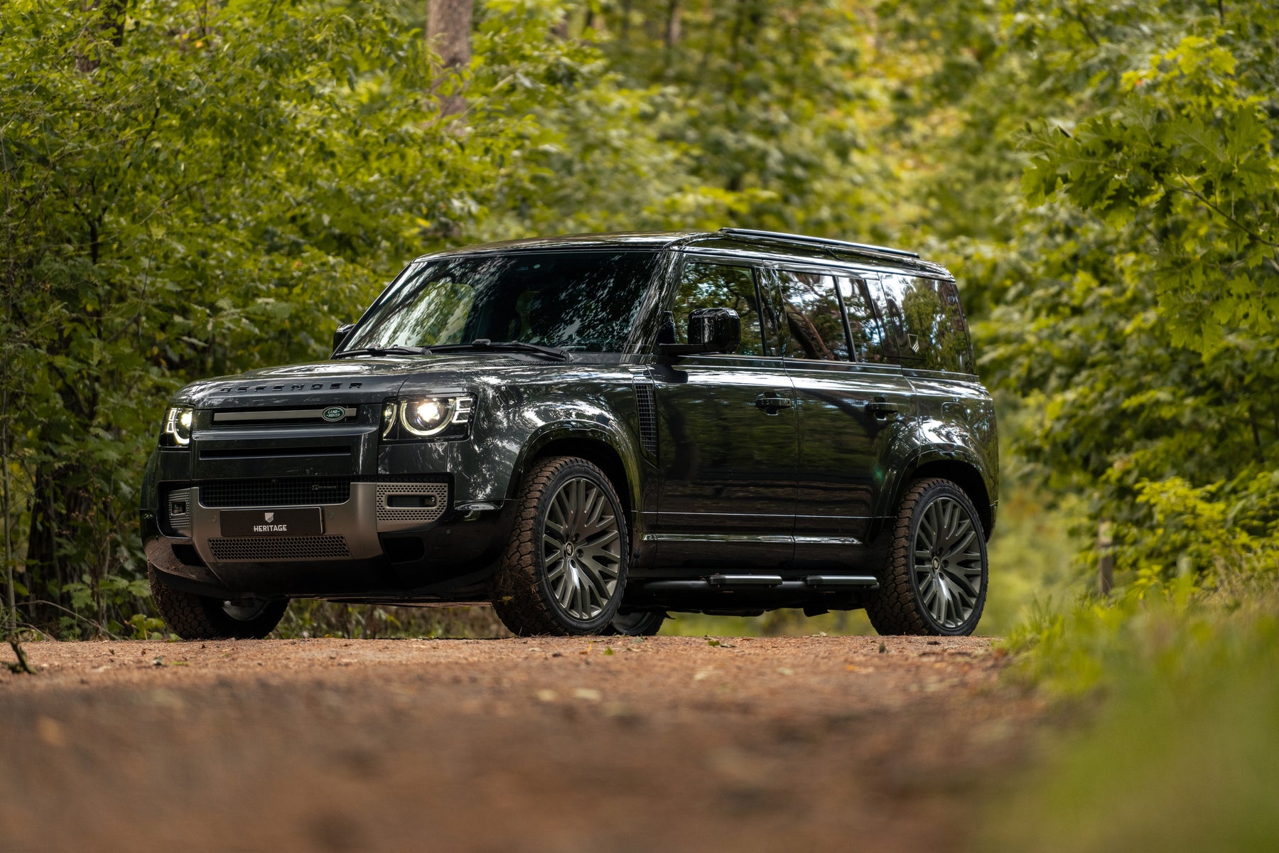 Defender P400e - Carpathian King