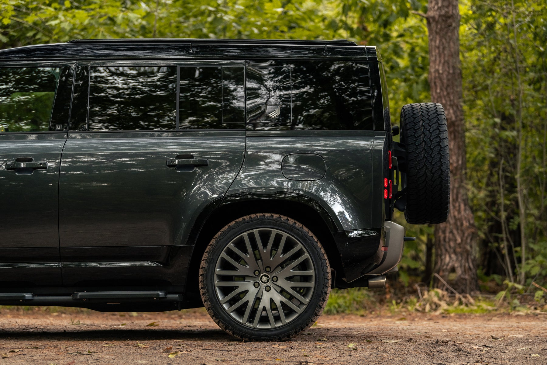 Defender P400e - Carpathian King
