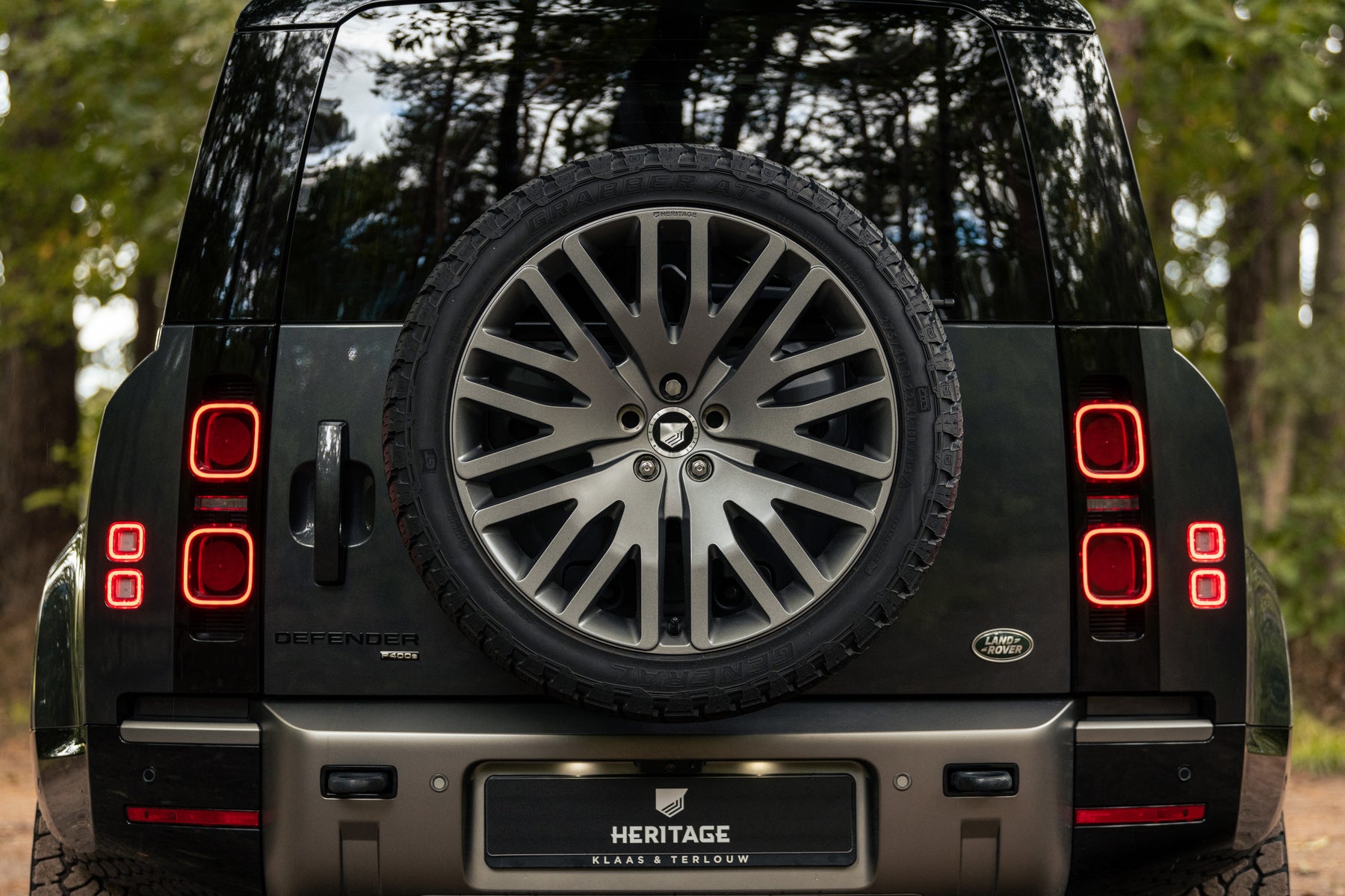 Defender P400e - Carpathian King