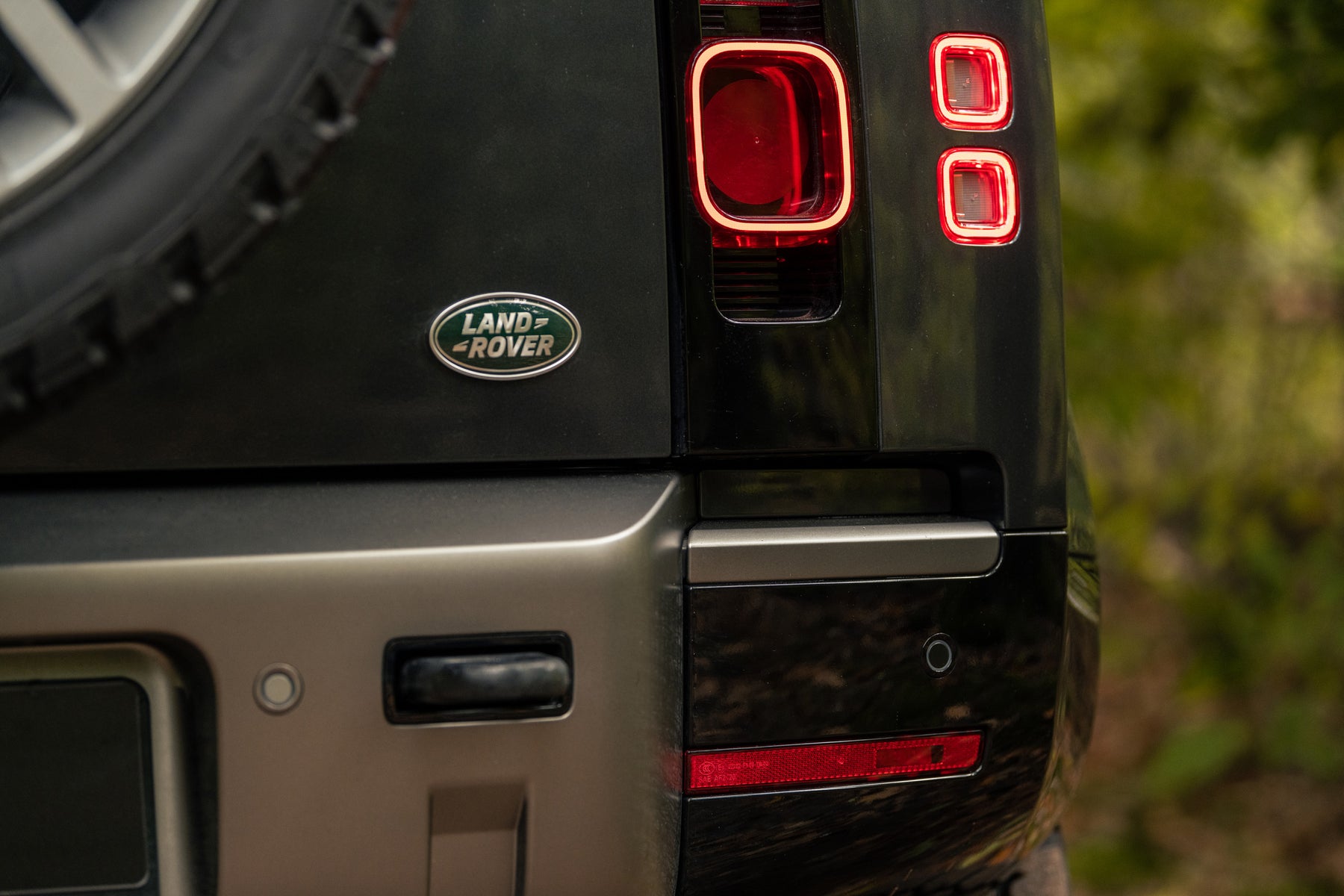 Defender P400e - Carpathian King