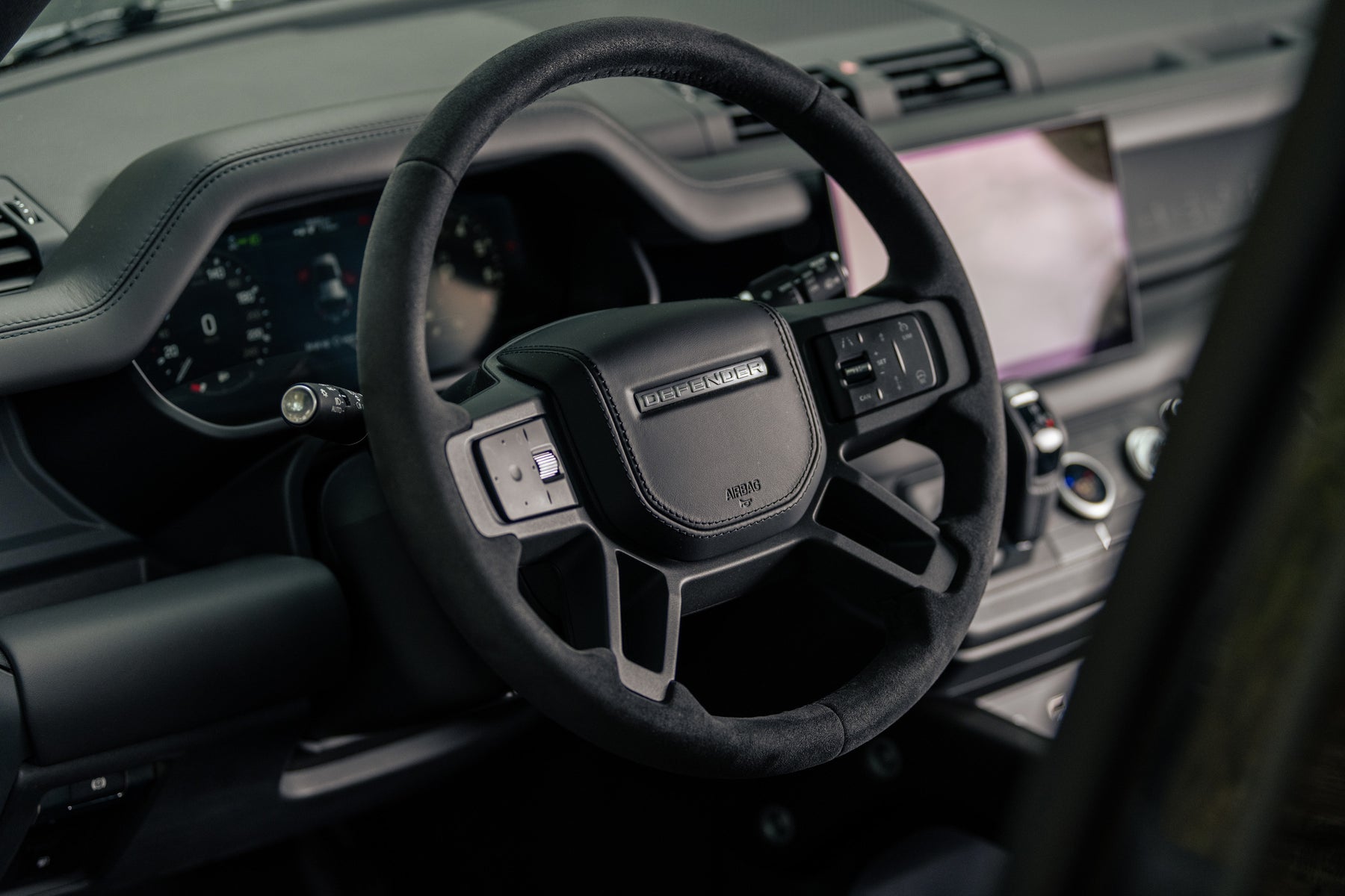 Defender P400e - Carpathian King