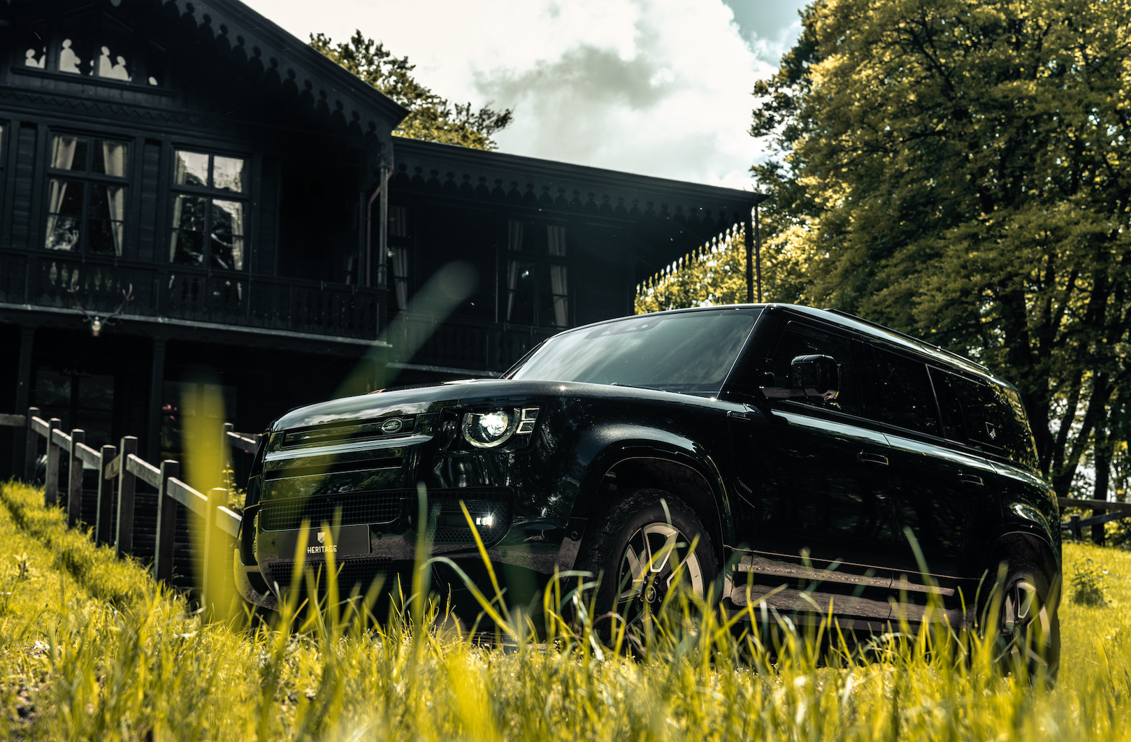 Defender 110 - Black