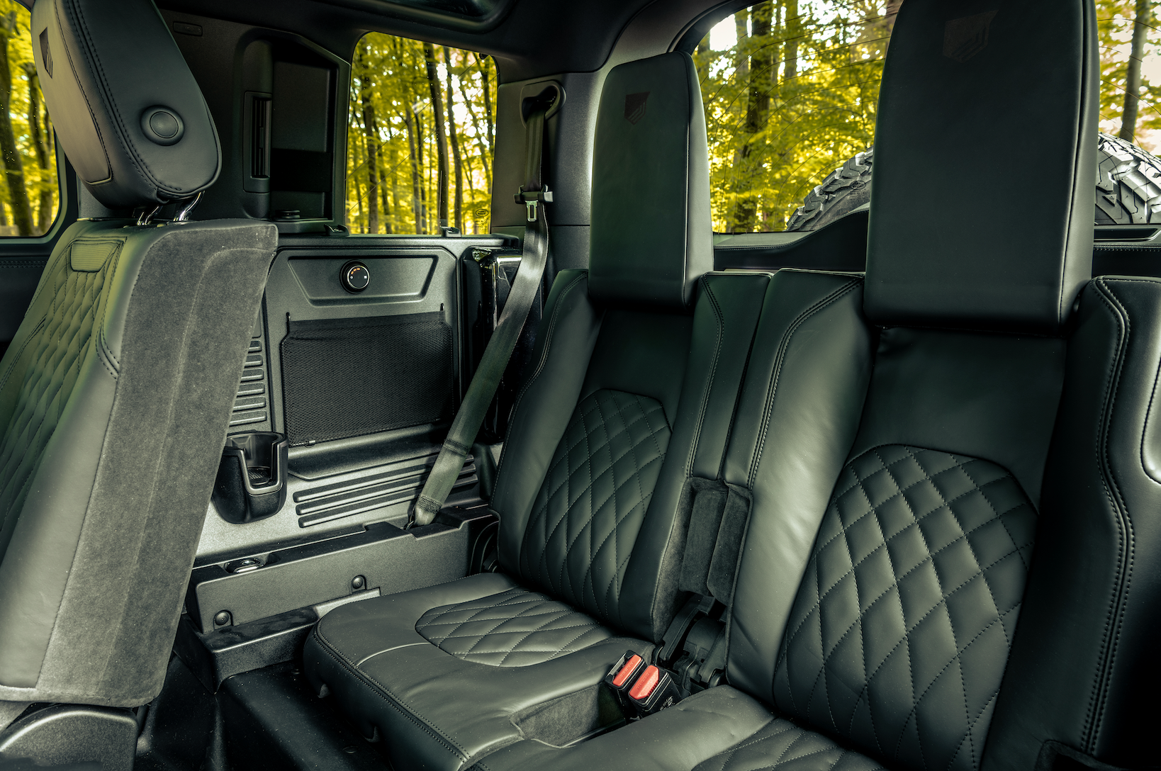 Defender 110 - Black