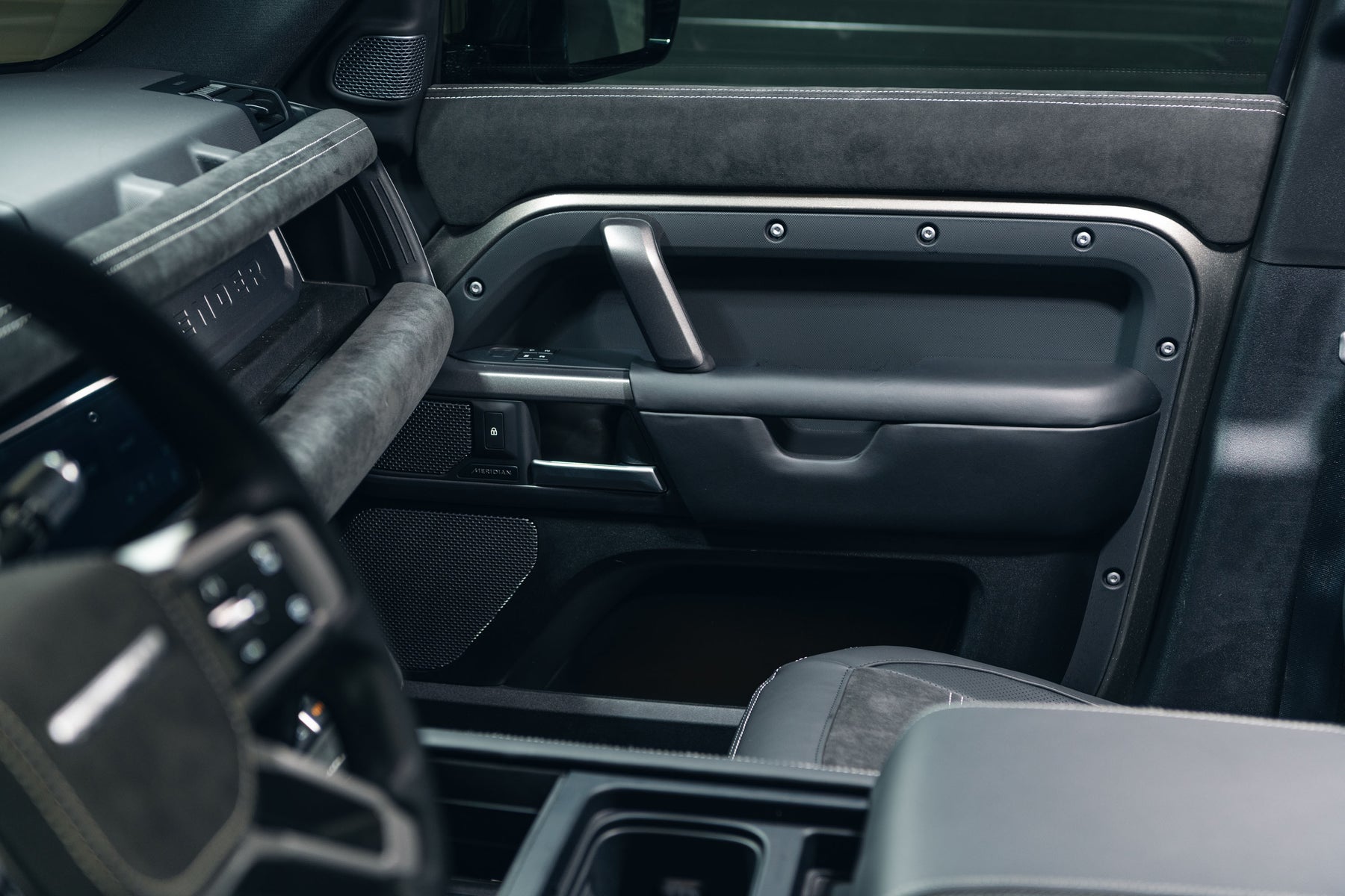 Defender 110 D250 - XS Edition Silicon Silver