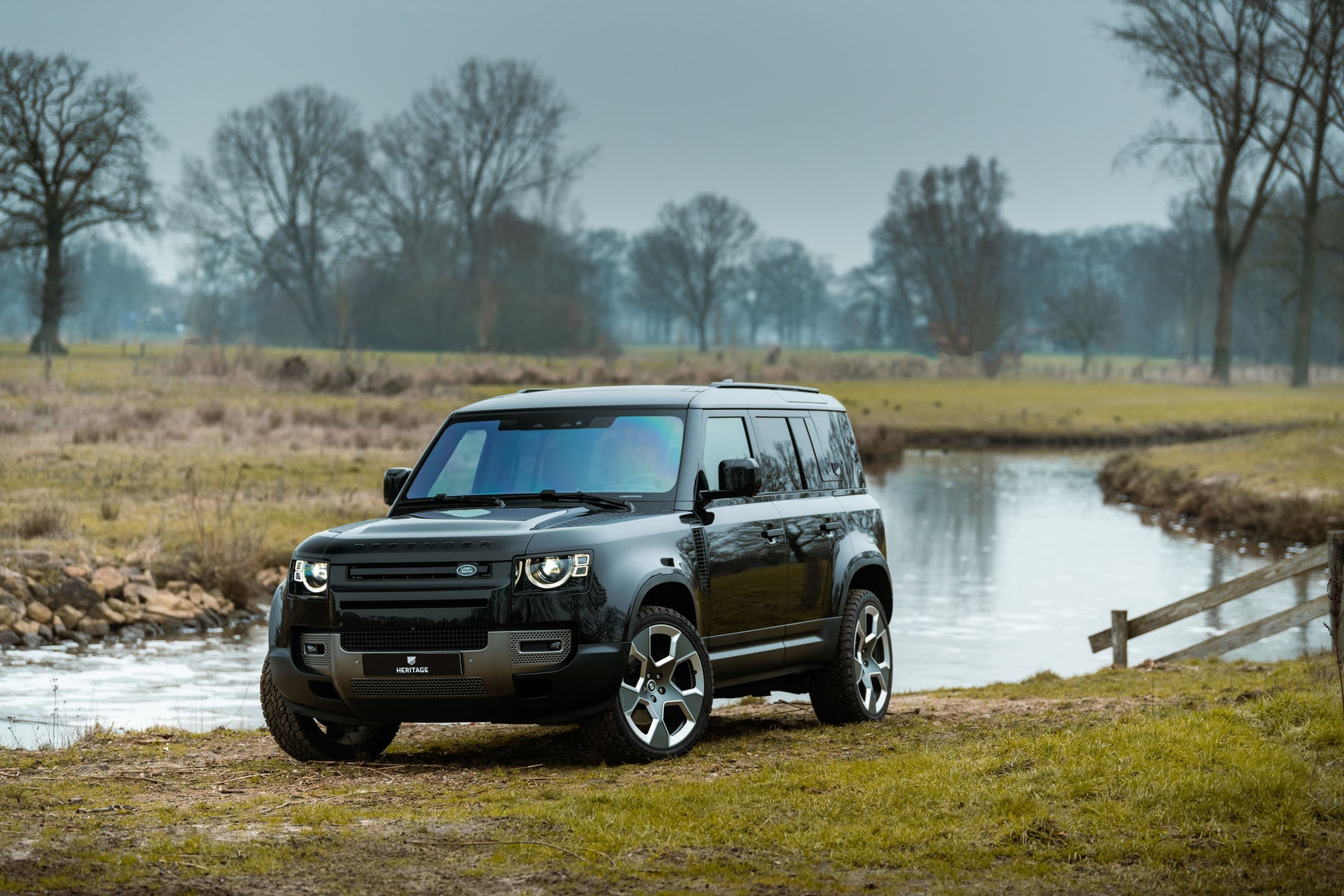 Defender D300 - Santorini black
