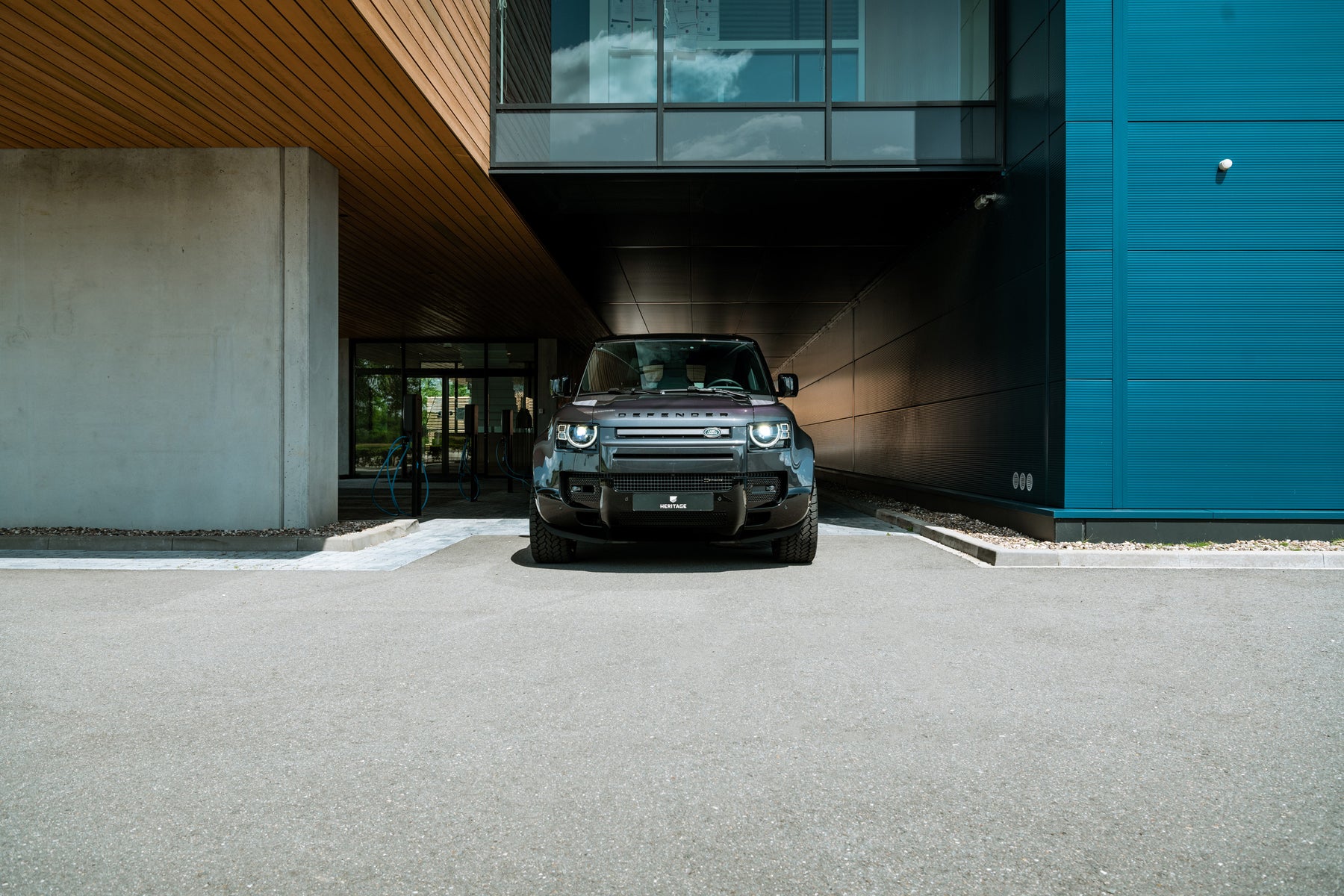 Defender P400e - Carpathian Gun Metal