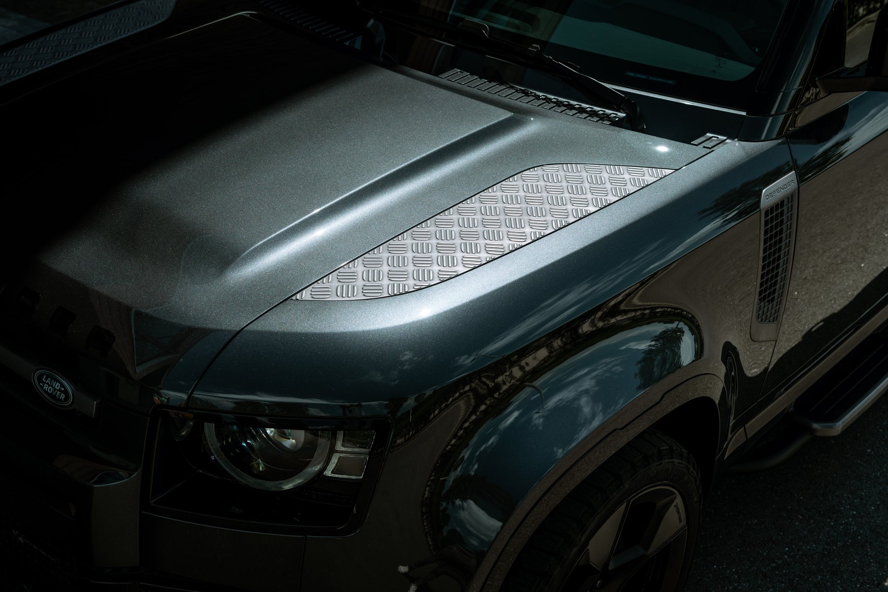 Defender P400e - Carpathian Gun Metal
