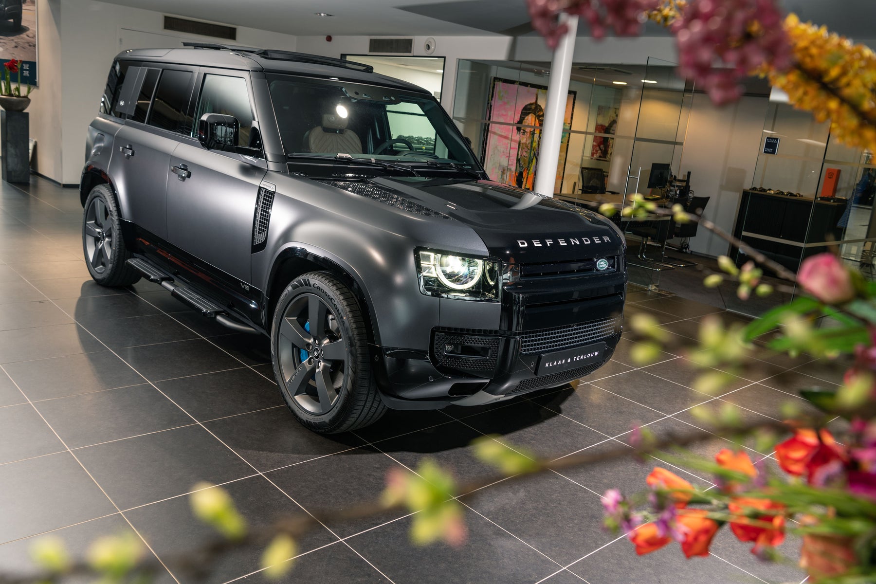 Defender V8 - Heritage Customs