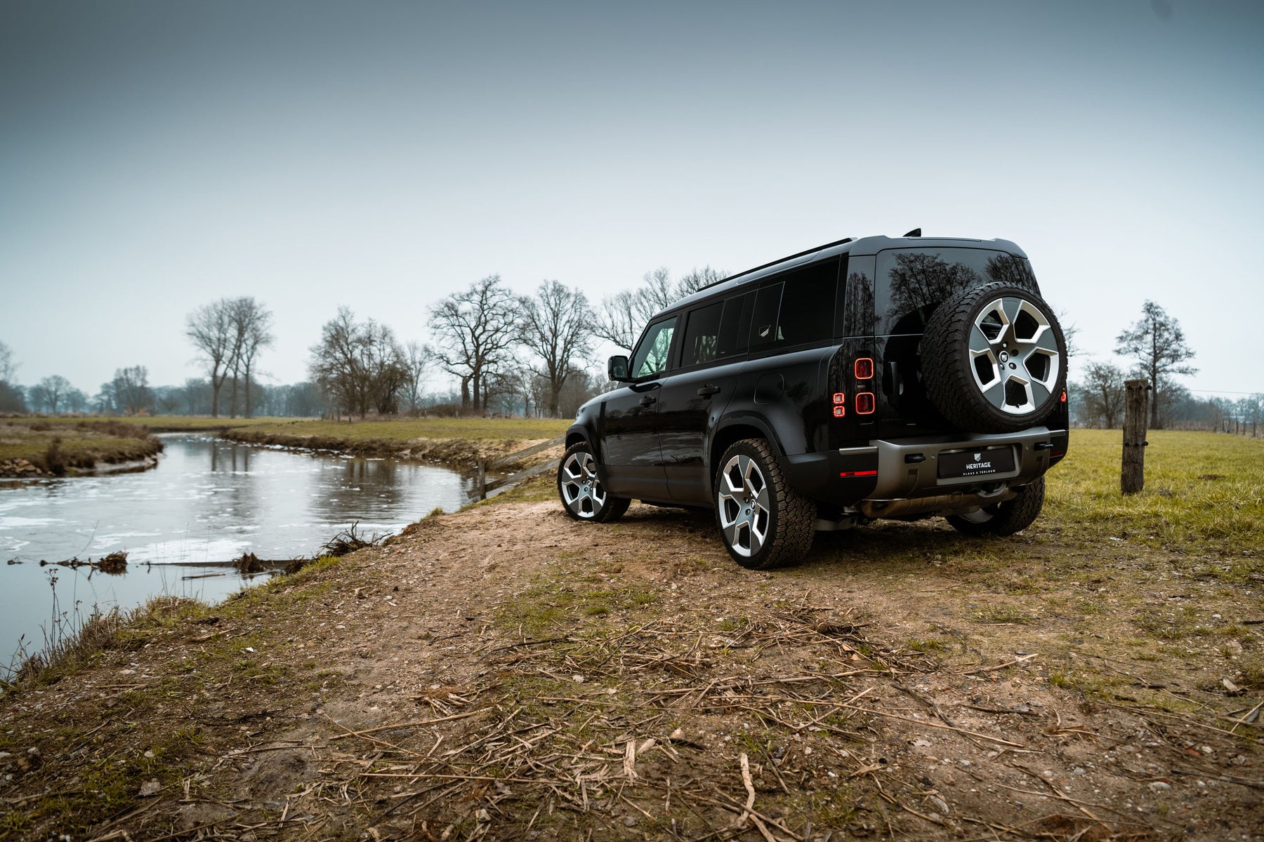 Defender D300 - Santorini black