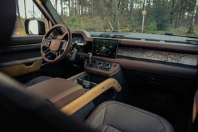 Defender 110 P400e - Satin Moss & frozen bronze