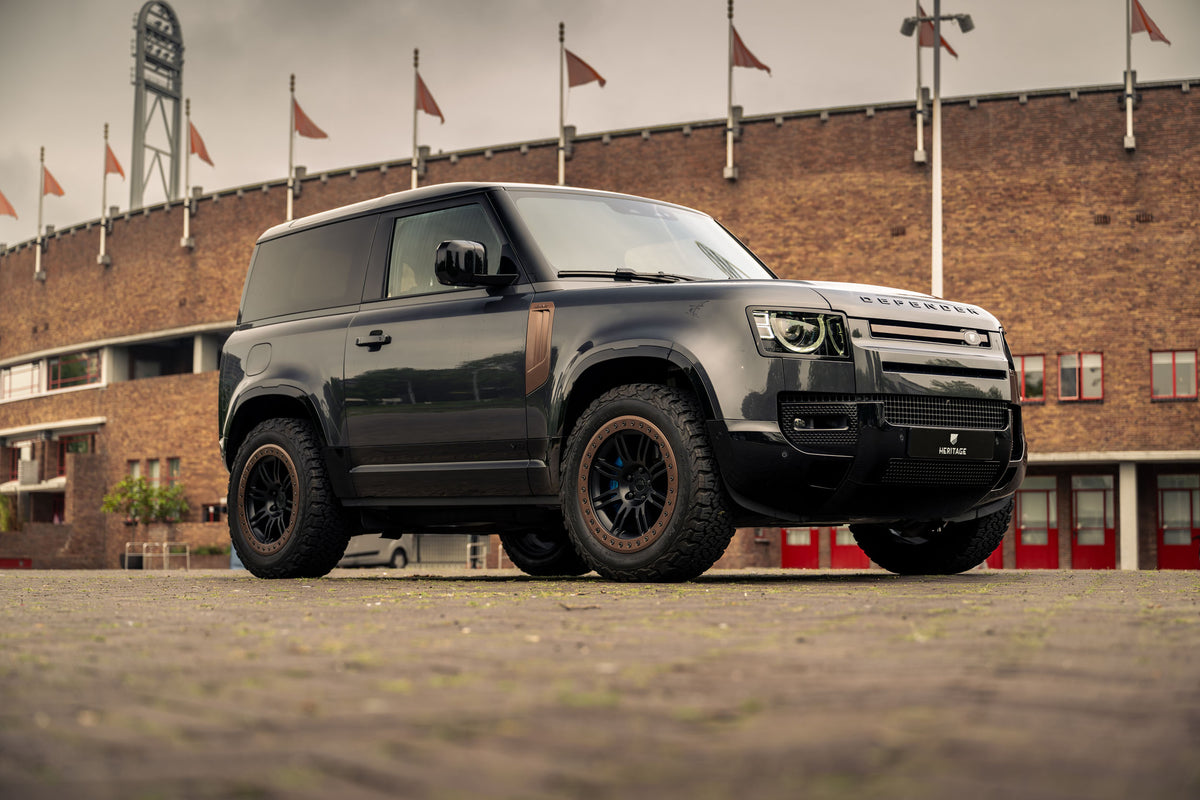 Defender 90 V8 - Carpathian grey