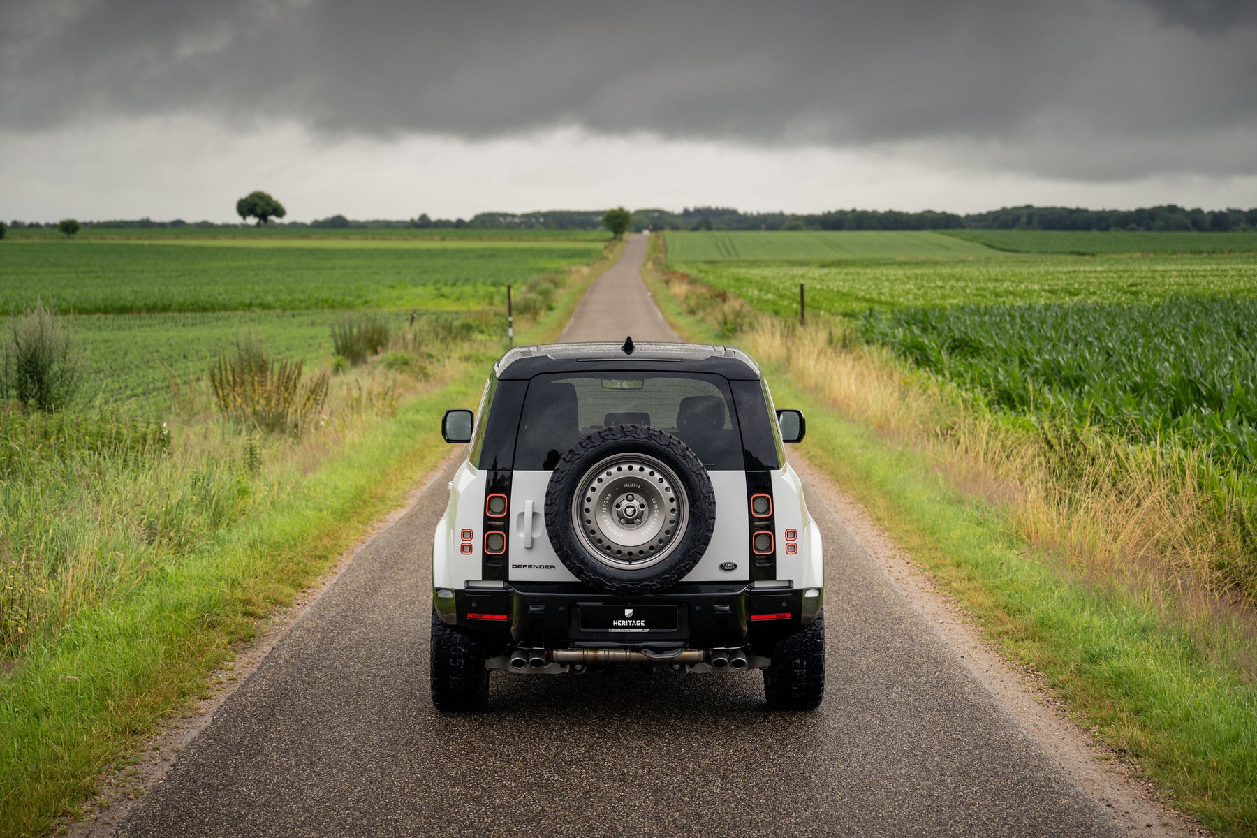 Defender 90 V8 - Yulong white