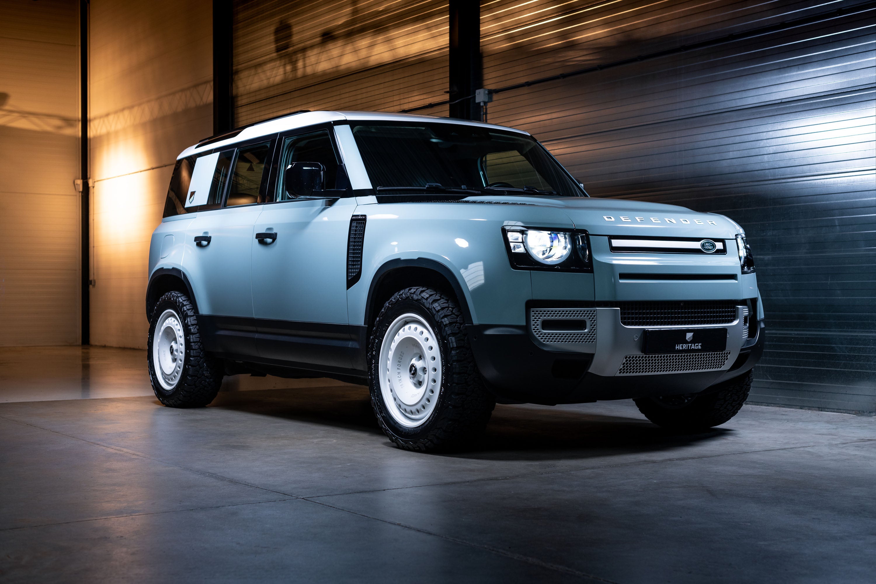 Defender 110 D200 - Starlight