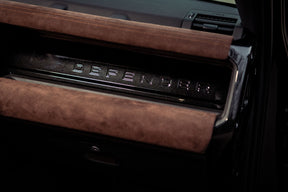 Defender P400e - Black & Majestic Brown