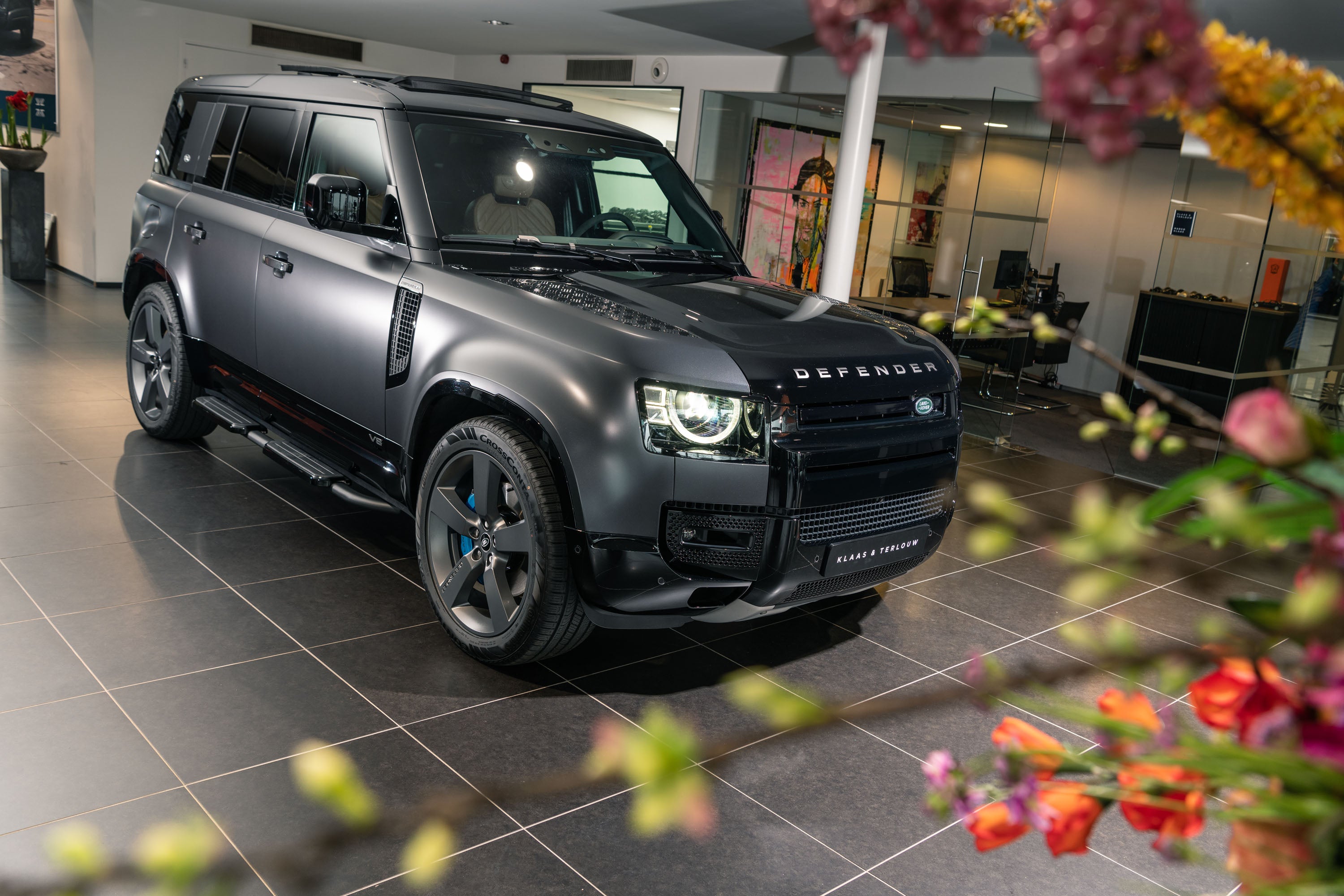 Defender V8 - Heritage Customs